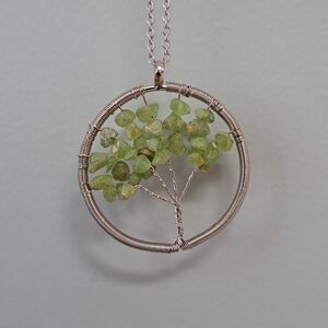 Vintage Tree of Life necklace with silver wire and green stones 🌳